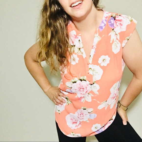Candie's Tops - • LOCAL SALE // lauren conrad sleeveless floral coral blouse •